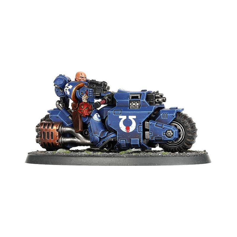 Outriders - Space Marines: Warhammer 40,000