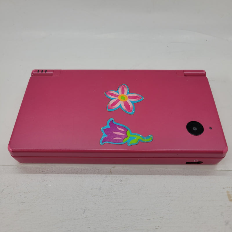 Nintedo DSi - Pink **BROKEN selling for parts