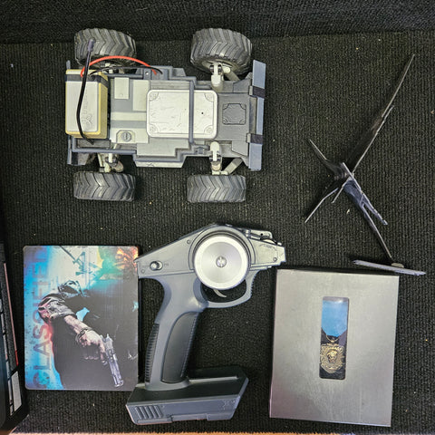 Call of Duty Black OPS RC-XD Remote Car RC with Box, Game and Medal