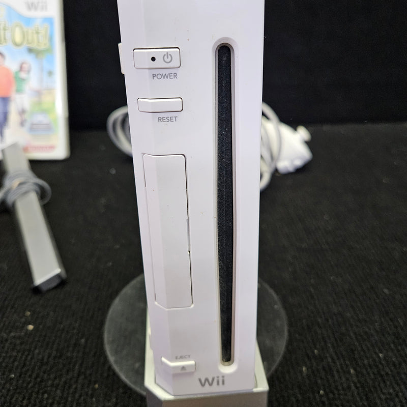 Nintendo Wii Bundle Console: White - (Tested & Ready To Play)