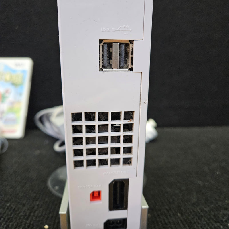 Nintendo Wii Bundle Console: White - (Tested & Ready To Play)