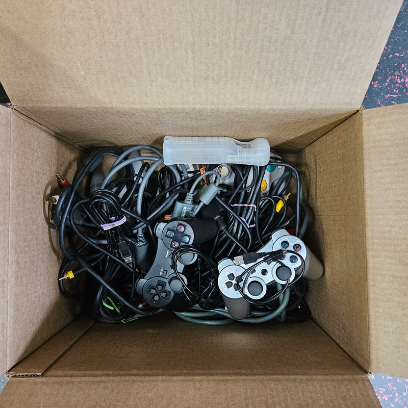 Mixed Video Game Accessory Lot #15 - Random Items (Some Items Might be Broken)