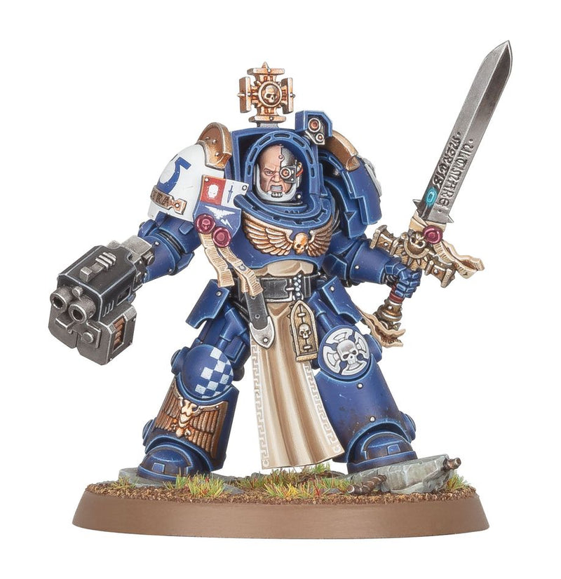 Captain in Terminator Armour - Space Marines: Warhammer 40,000