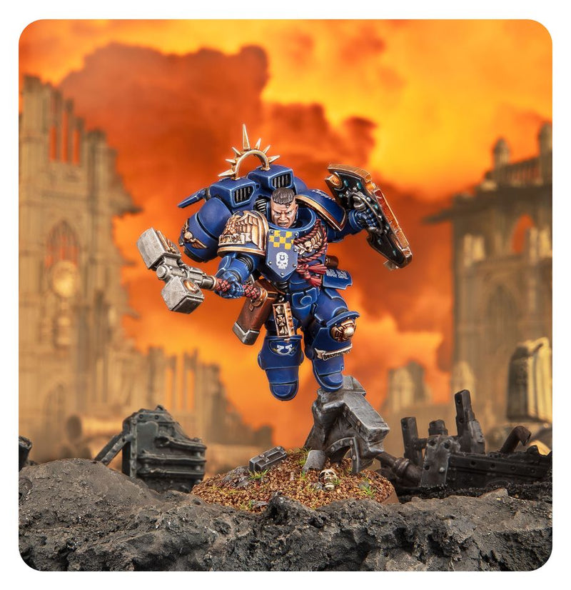 Captain with Jump Pack and Relic Shield - Space Marines: Warhammer 40,000