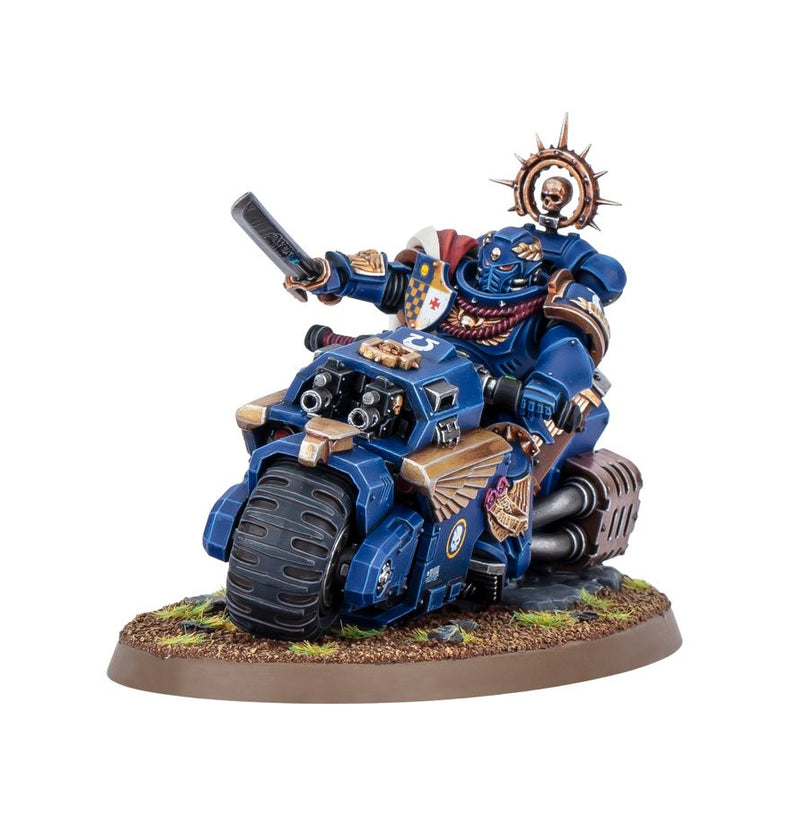 Captain on Bike - Space Marines: Warhammer 40,000 (Pre-Order)