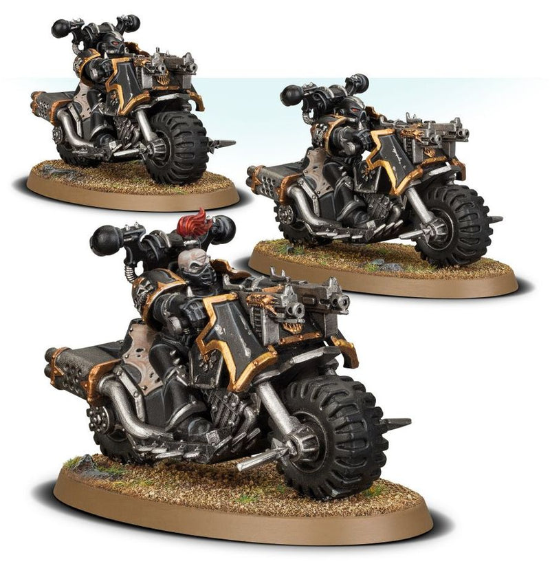 Chaos Bikers - Chaos Space Marines: Warhammer 40,000