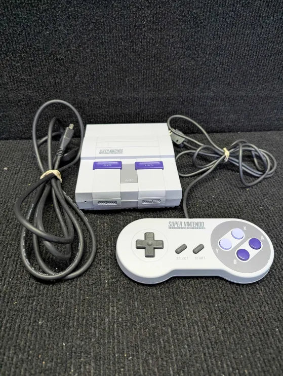 Super Nintendo Entertainment System - Classic Edition (RTP) READY TO PLAY