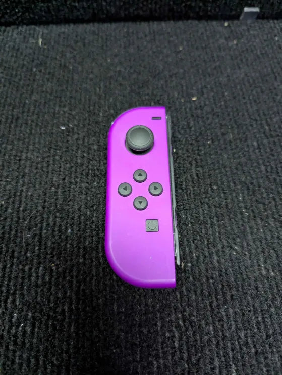 Nintendo Switch CONSOLE Only + 1 JoyCon (Not Tested)