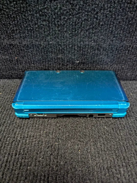 Nintendo 3DS Console - *BROKEN*