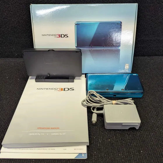 Nintendo 3DS Console - Light Blue - Tested Ready to Play - COMPLETE IN BOX