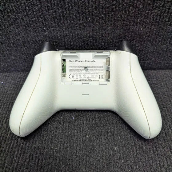 Xbox Series X Controller (DOESNT TURN ON)
