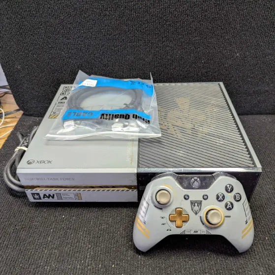 Microsoft Xbox One Console Limited Edition - Call of Duty: Advanced Warfare