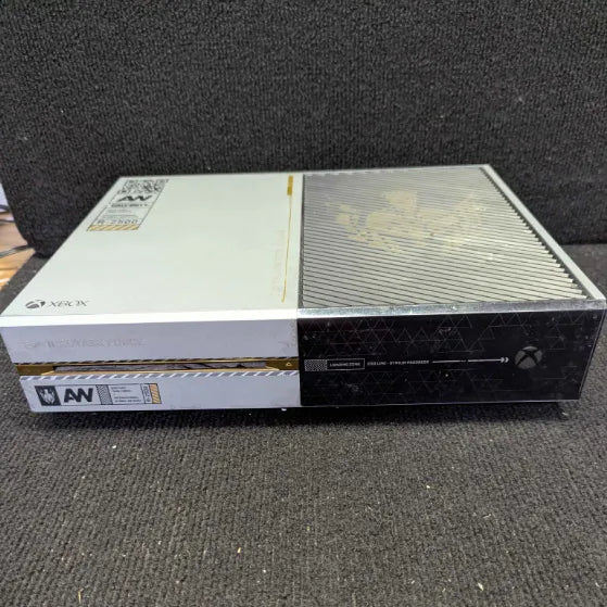 Microsoft Xbox One Console Limited Edition - Call of Duty: Advanced Warfare