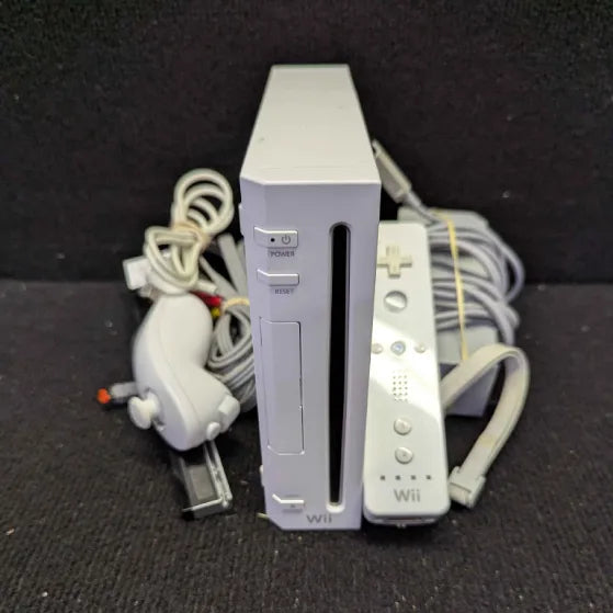 Nintendo Wii Bundle Console: White - (Tested & Ready) (RTP)