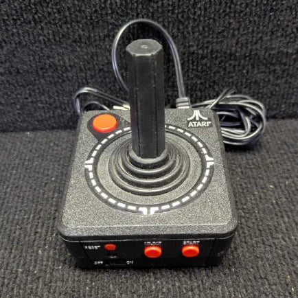 Atari 2600 Joystick 10-in-1 Plug N Play TV Video Game JAKKS Pacific 2002