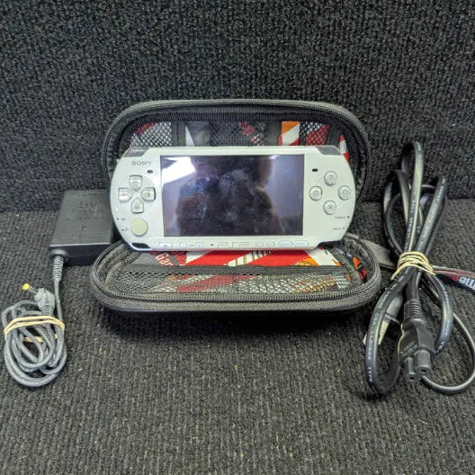 Sony PSP Console - White (NO BATTERY)