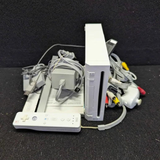 Nintendo Wii Bundle Console - White - (Tested & Ready To Play)