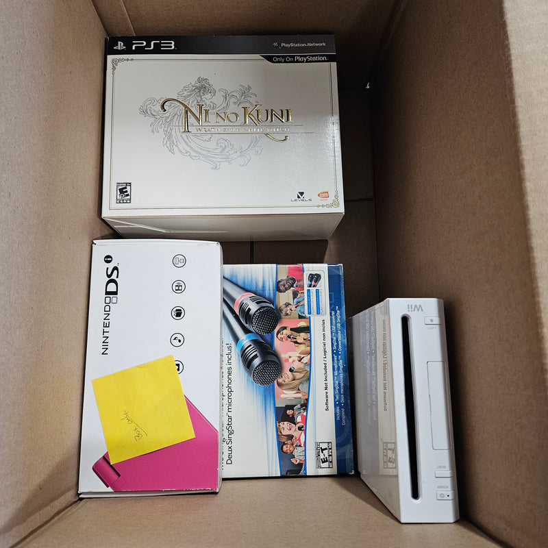 Mixed Video Game Accessory Lot #10 - Random Items (Some Items Might be Broken)