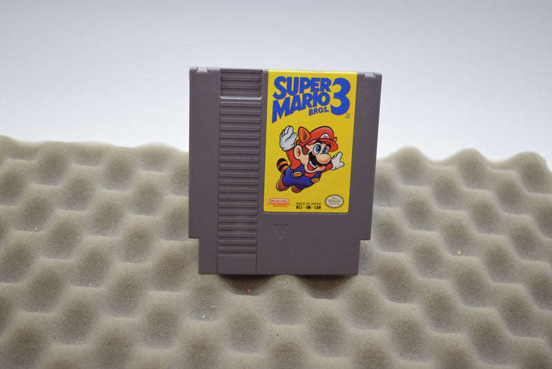 Super Mario Bros 3 - NES