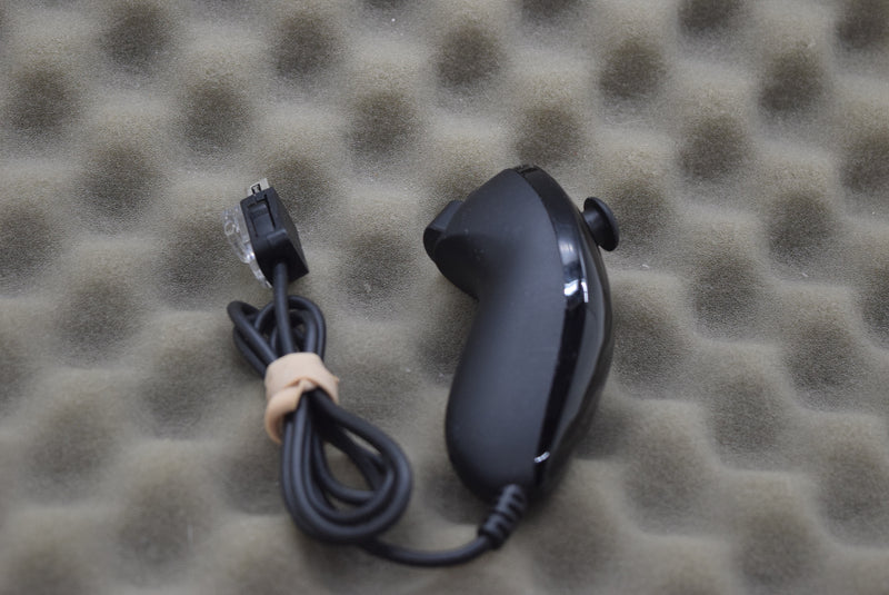 Nintendo Wii Nunchuk Controller (Black)